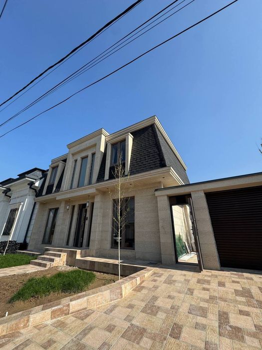 Срочно продаётся ЛЮКС Дом самом центре города