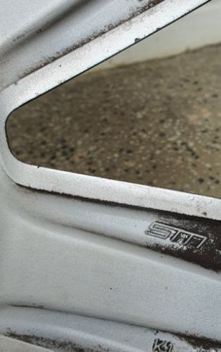 Джанти Опел  17 

Оригинални Опел 5 х110

Черен мат

Ет 47

7J x