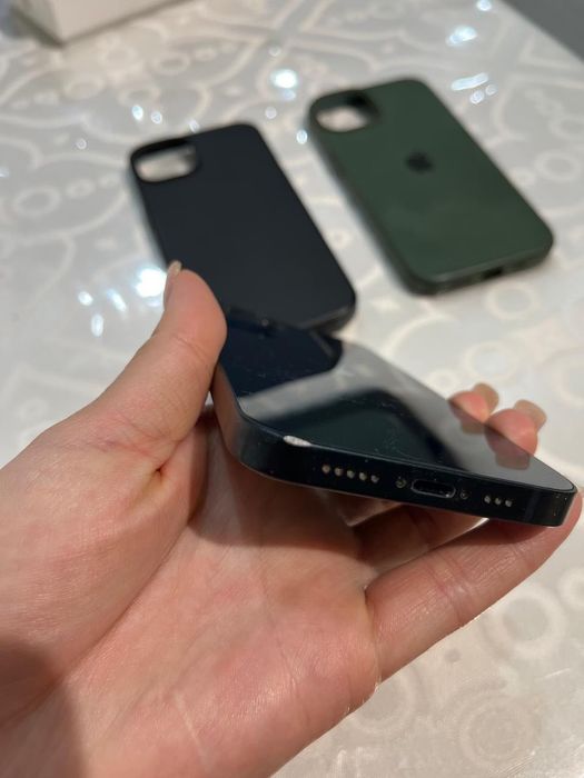 Продам Айфон 13 / 128 Gb