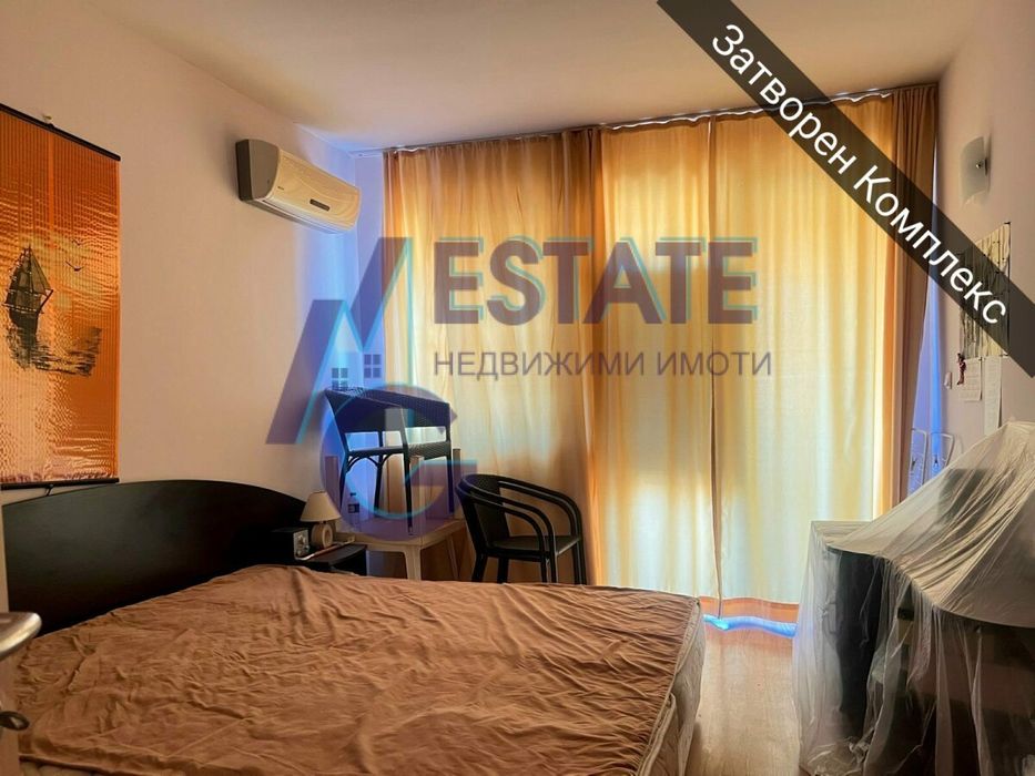 Двустаен апартамент на първа линия море в Царево.