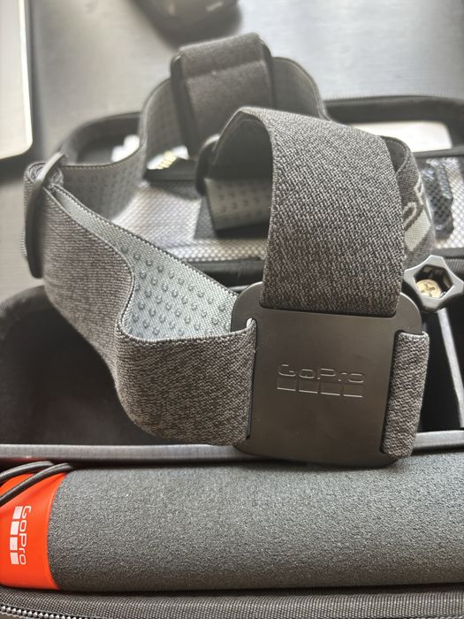 GoPro Hero 12 (с аксесоари) – отлично състояние