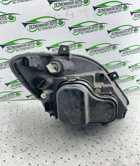 Far stanga 24738100 24738100 Mercedes-Benz Sprinter 2007