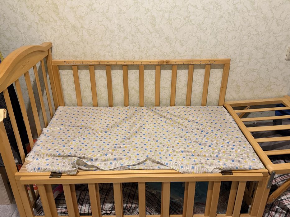 Продам кроватку детскую