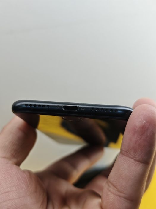 iPhone Se 2020 64 Gb