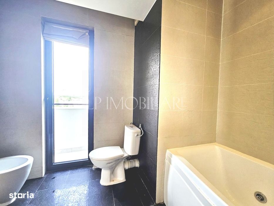 Apartament 4 camere de vanzare - Iancu Nicolae, Pipera
