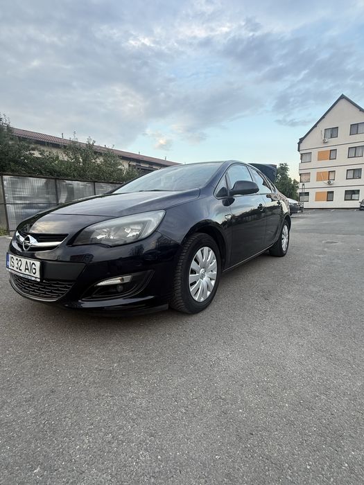 Vand opel astra j