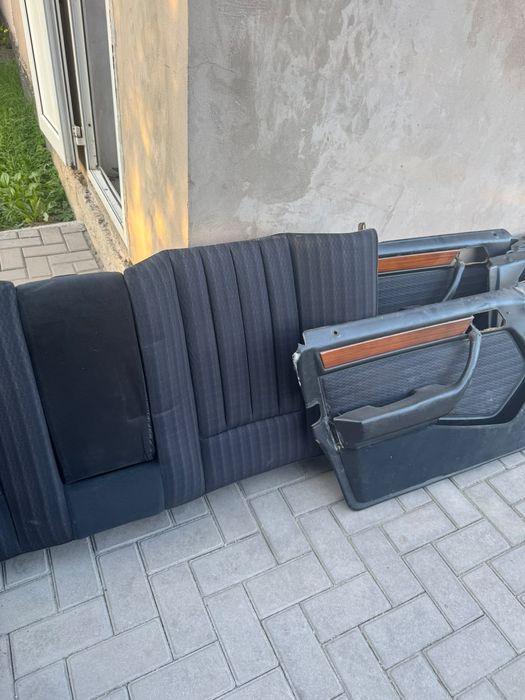 Салон на Мерседес w 124
