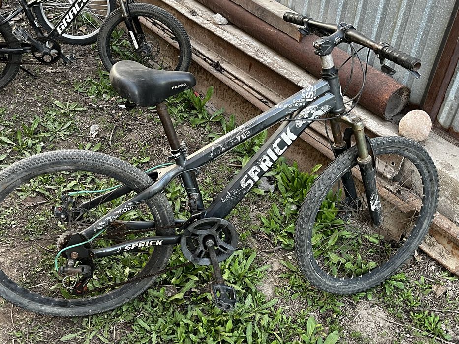 Велик.          .