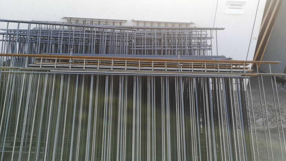 Парапети на склад