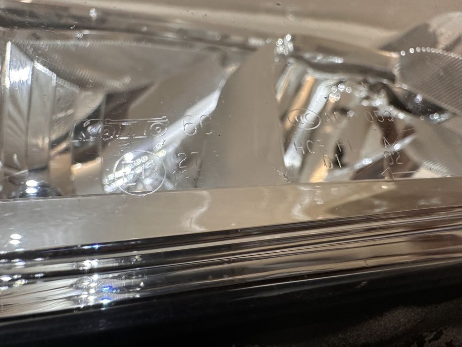 Фара правая на прадо