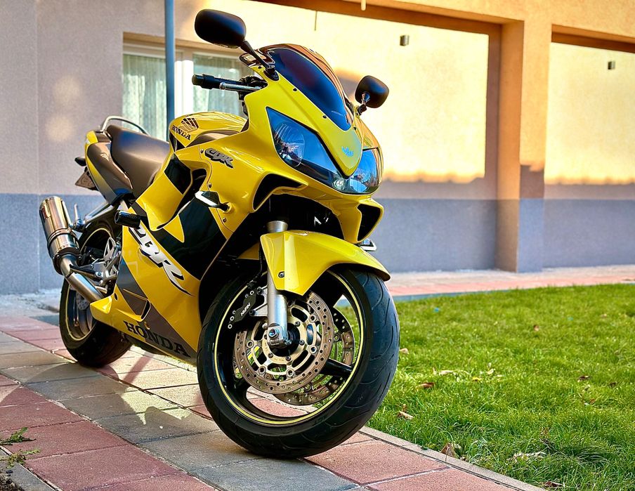 Пистов мотор Honda CBR F4i