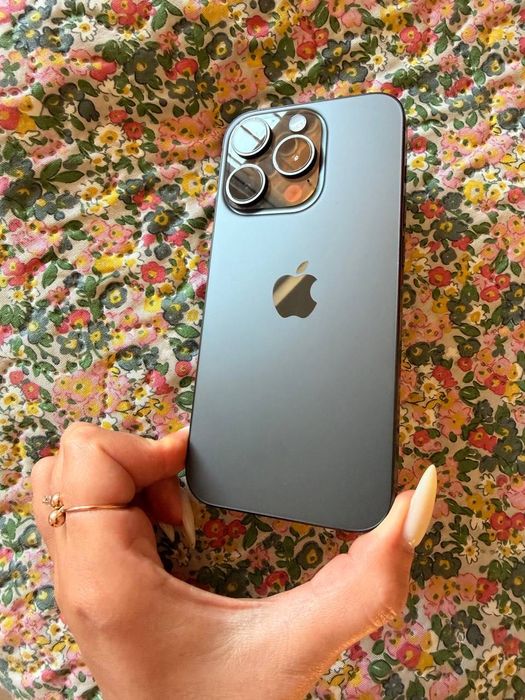 iPhone 15pro 128gb