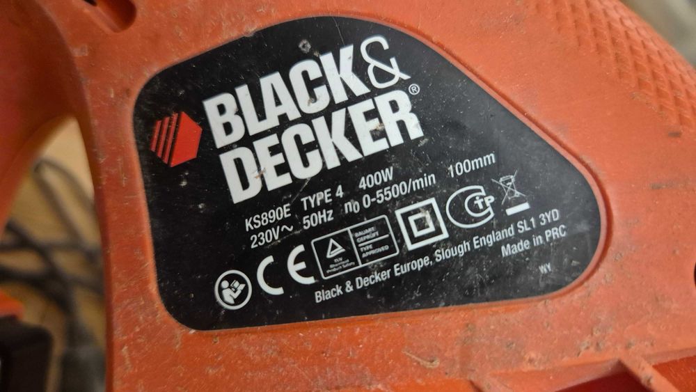Електрически трион Black & Decker Scorpion KS890E