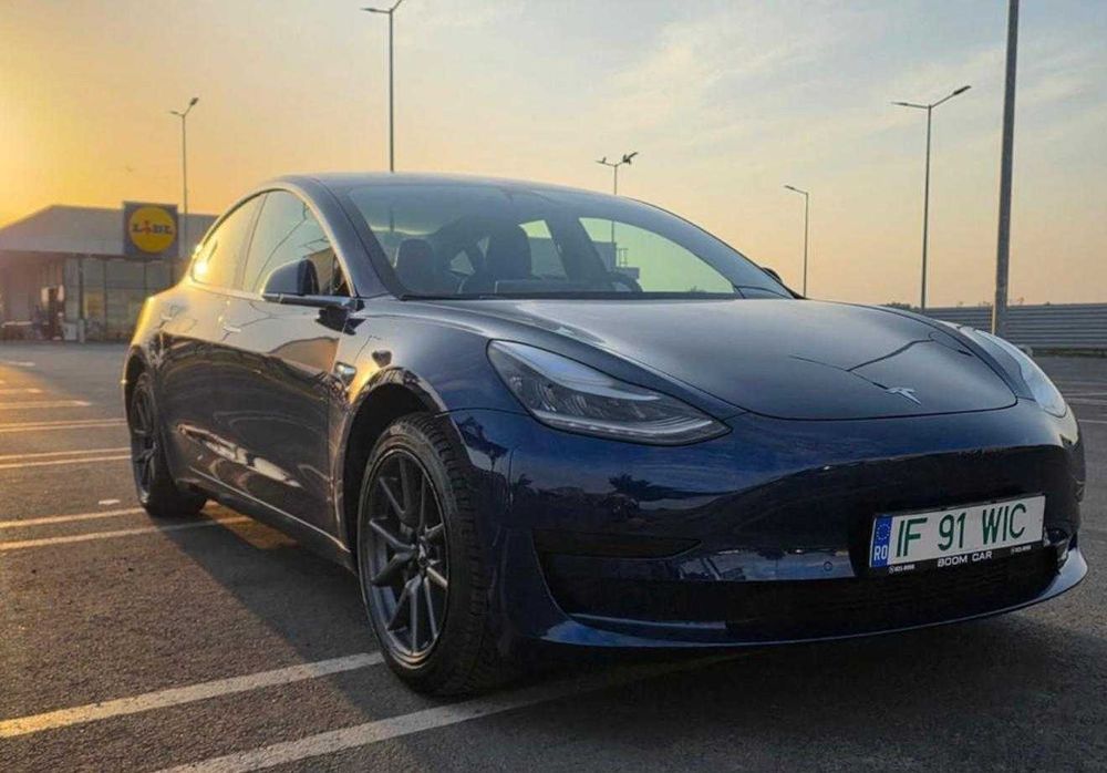Flota Uber Bolt oferim auto electrica Tesla, chirie sau ramanere