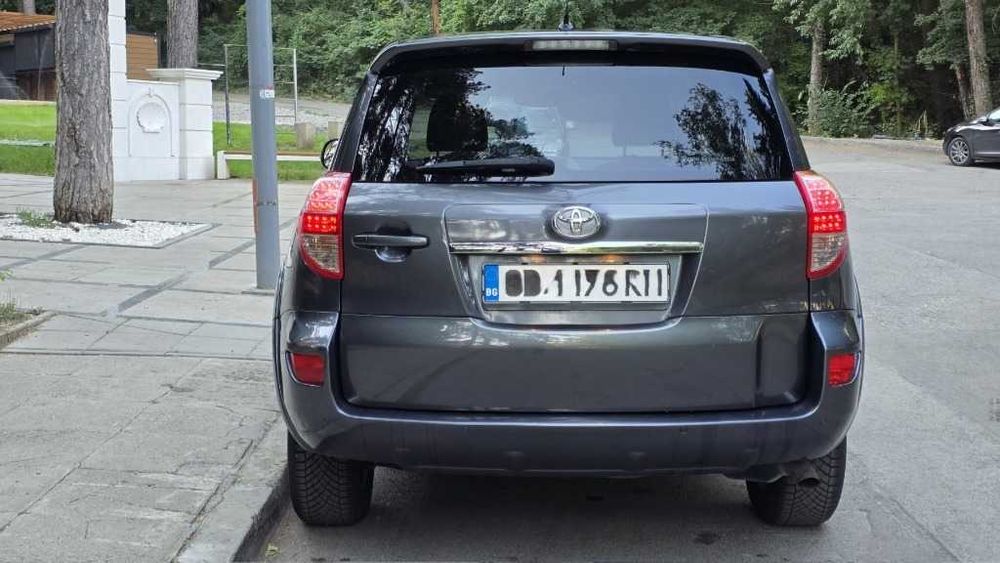 Продавам Toyota RAV 4 Аutomatic 2.2 D