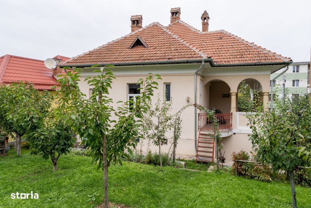 Casa de vanzare in Andrei Muresanu – zona exclusivista!
