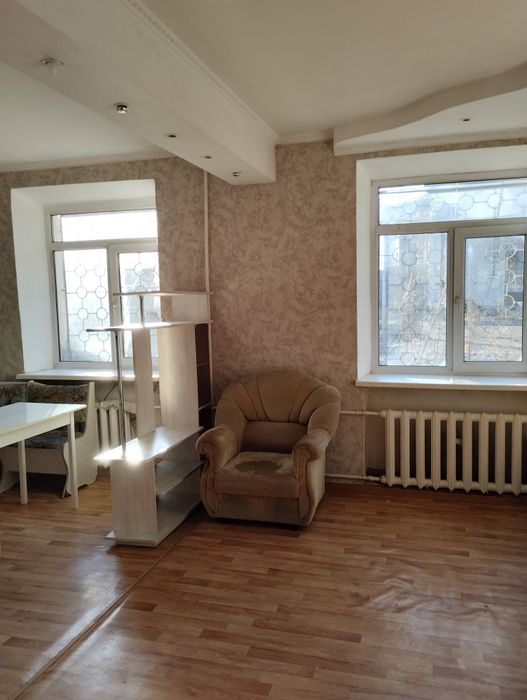 Продам 2х квартиру р-н ДКС.