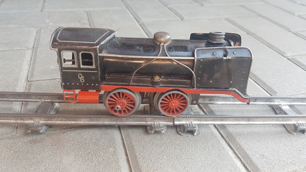 Trenulet vechi din fier