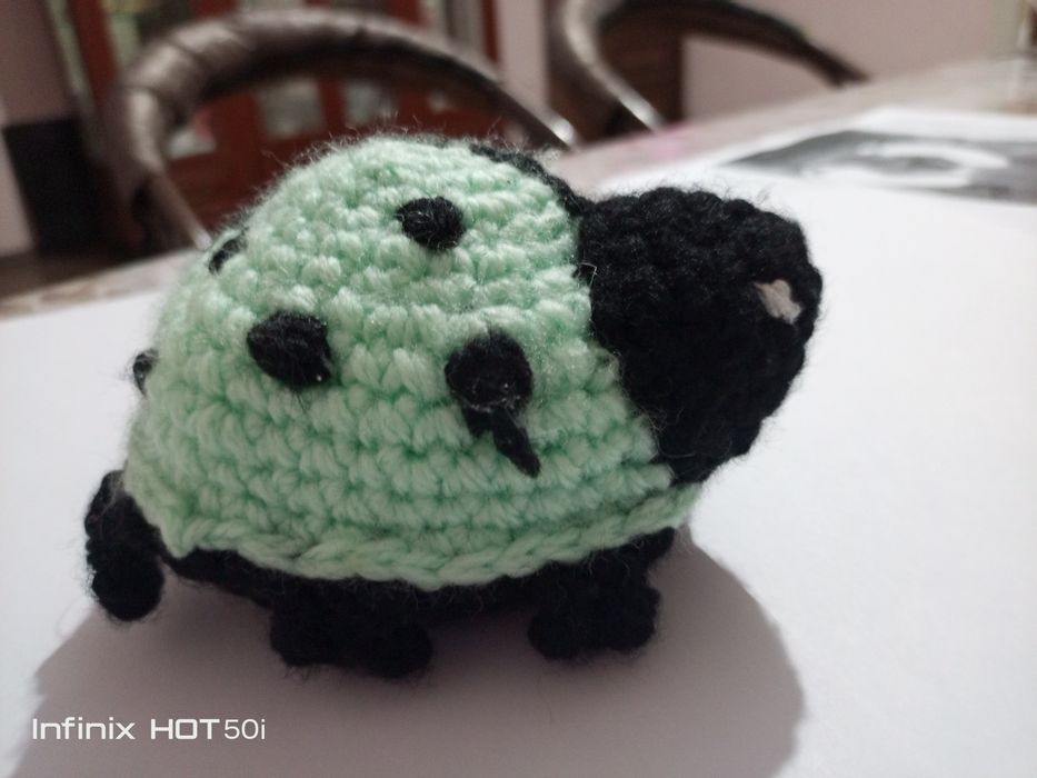 Вязаная игрушка Божья Коровка (Амигуруми) — Ручная работа