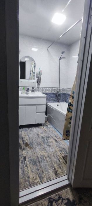 ТТЗ АХМАД ЮГНАКИ да 3 хонали квартира сотилвотти