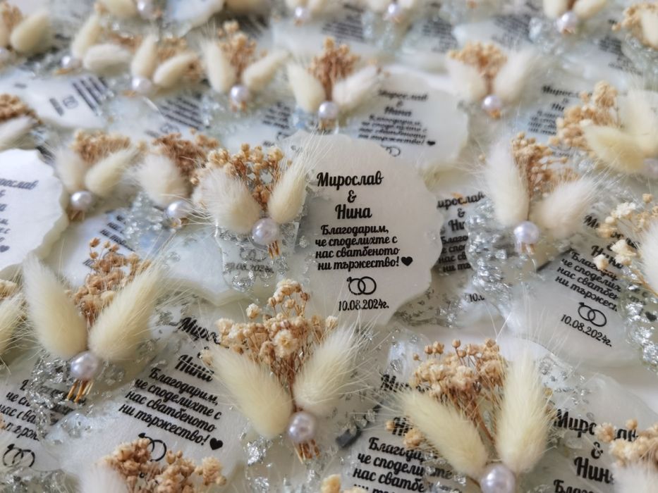 Епокси магнити, епокси магнитчета със сухи цветя - подаръчета за гости