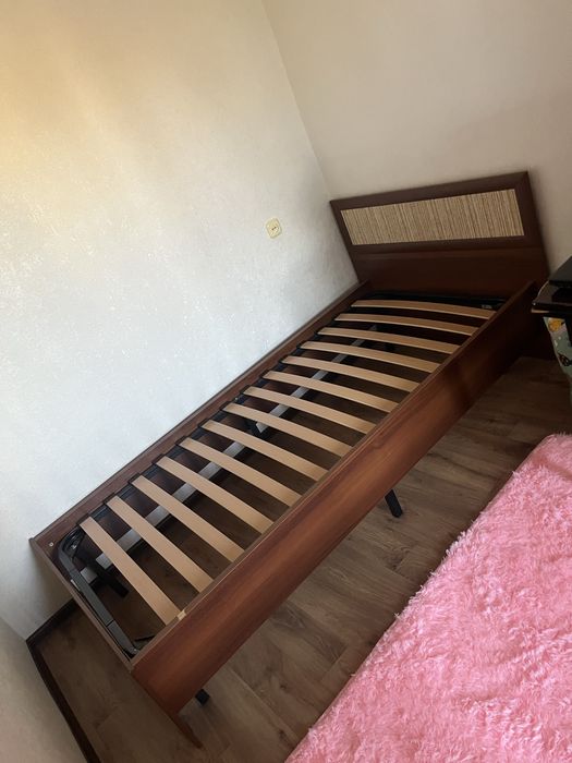 Продам кровать матрас