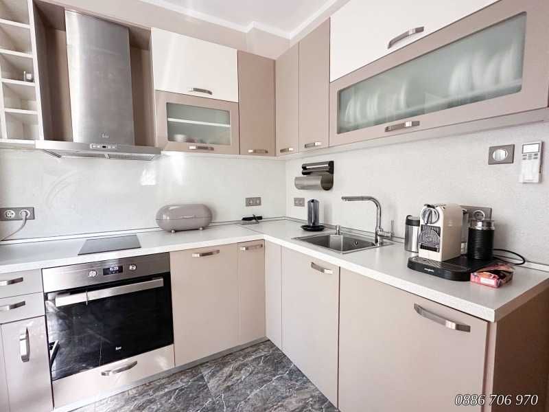 Дава се под наем Двустаен апартамент в София, Лозенец - 89 кв.м за 947.58 € - Снимка #4