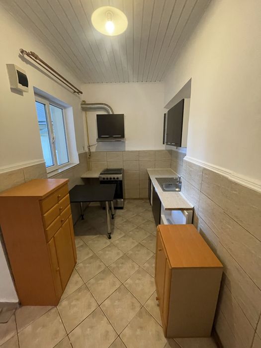 Vând imobil situat pe str. Tudor Vladimirescu