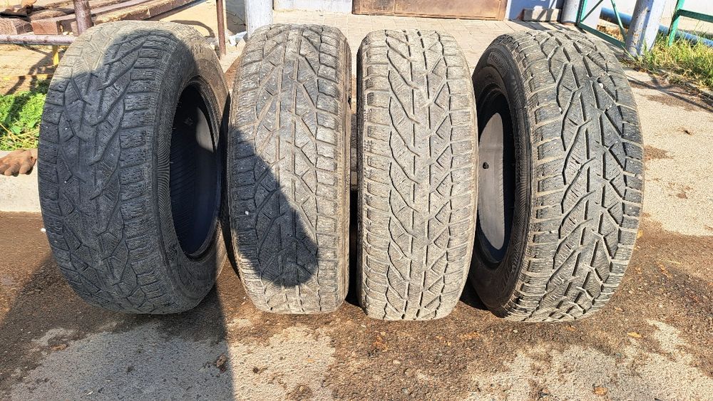 Продам зимние шины