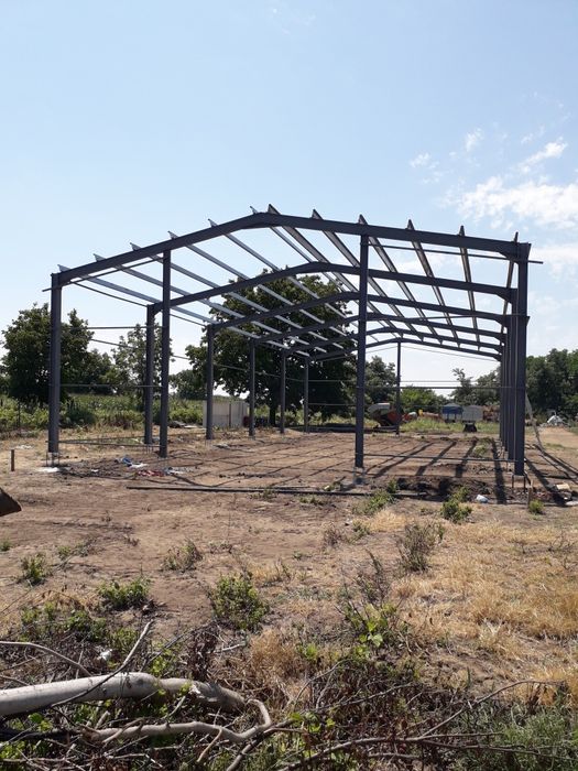 Vand hală metalică