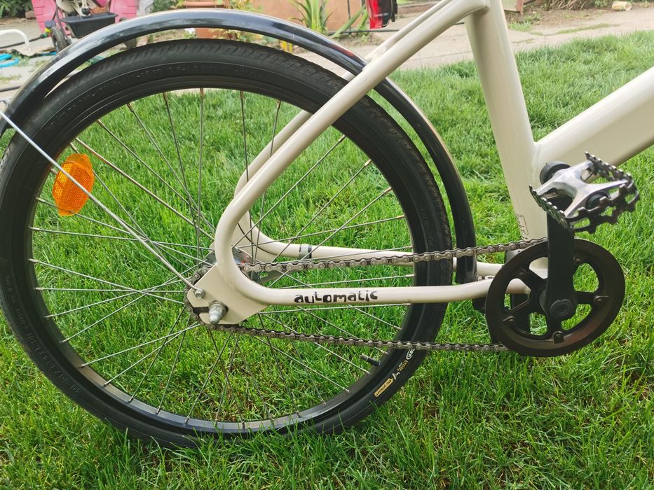 Bicicleta city de DAMA- BTWIN - Aproape noua