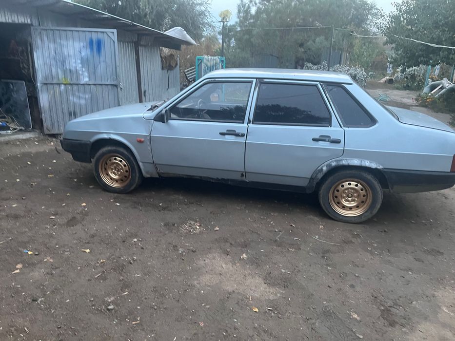 Ваз 2199 продам срочно