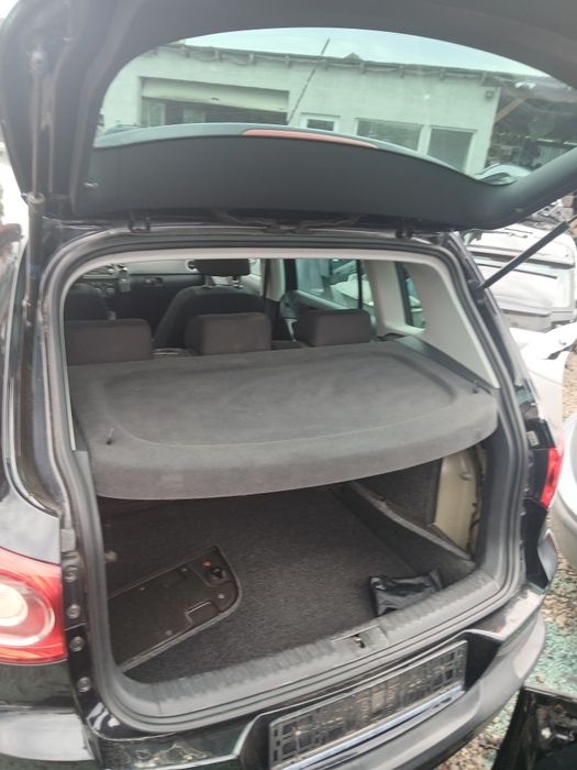 Polita Portbagaj Vw Tiguan din 2009