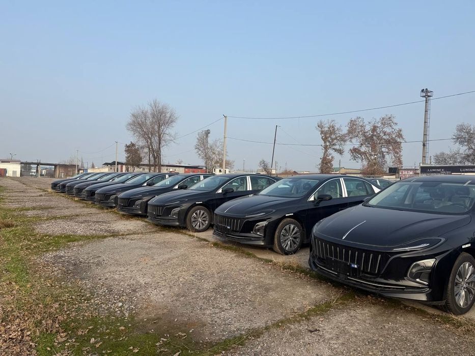 Honji eqm5 qora rangli 500km Toshkentda tayyor.