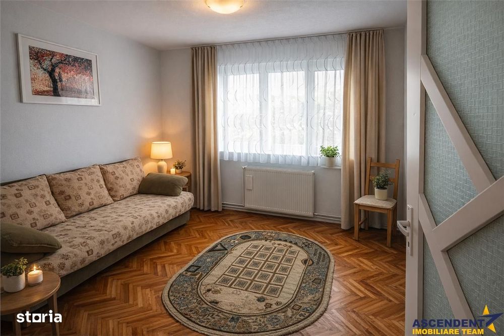Apartament cu 4 camere, decomandat, etaj1, Simeria, Sfantu Gheorghe
