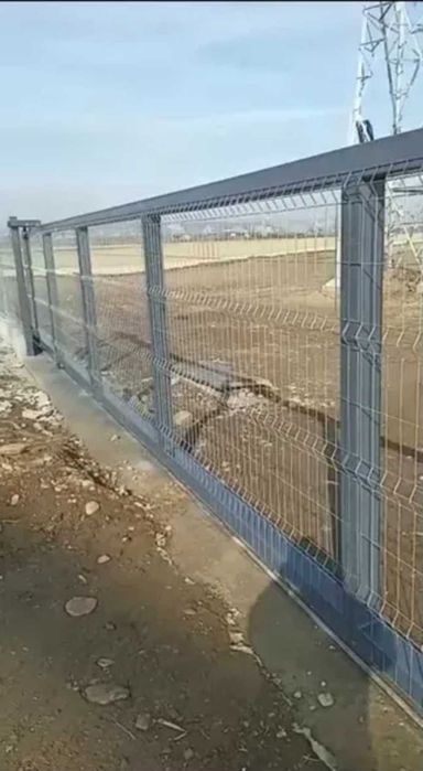 Inchiriez parcare / teren pe termen lung.
