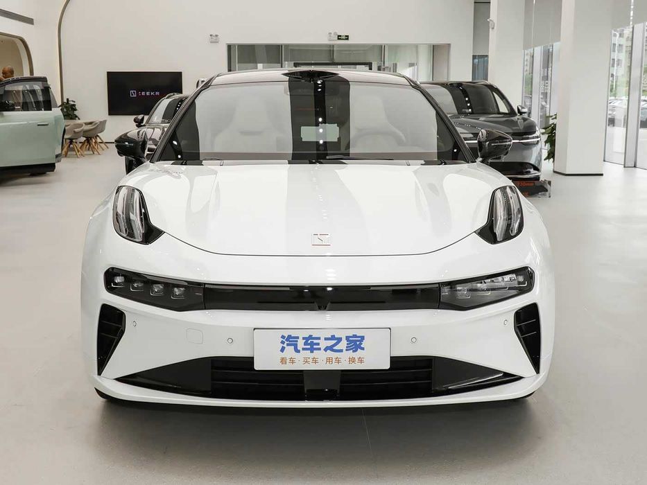 Zeekr 001 me 4wd 100kwh Naqd va Halol nasiya