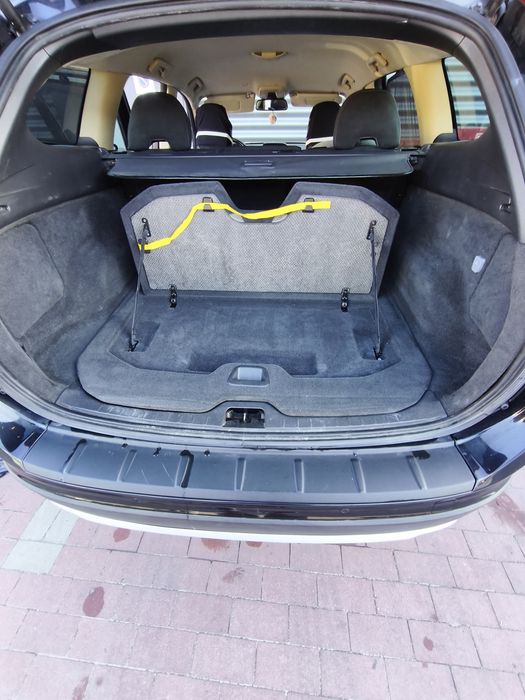 Volvo xc60 D5 пет цилиндров дизел на Волво