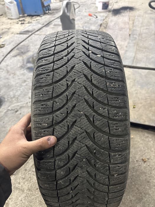 Покрышка 225/45/17