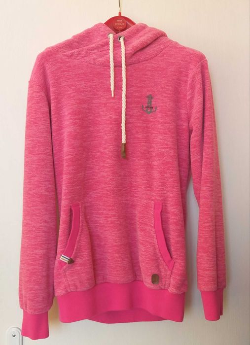 Топъл зимен суичър.