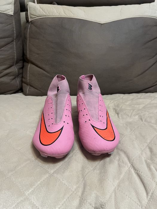 Бутонки NIKE 40 номер дължина в сантиметри 25