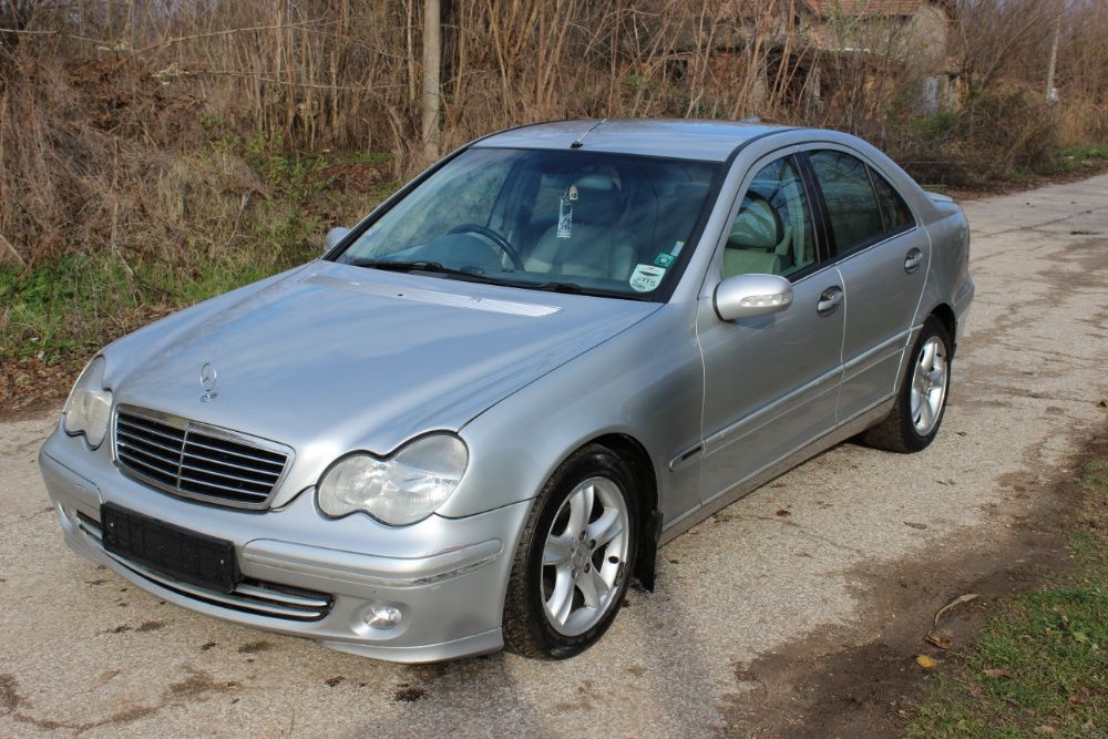 НА ЧАСТИ!!! Mercedes W203 C220cdi Седан / Мерцедес В203