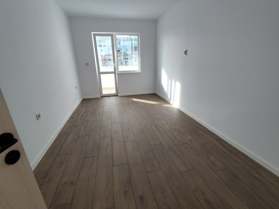 Продава се Тристаен апартамент в Варна, ХЕИ - 65 кв.м за 2691 €/кв.м - Снимка #7