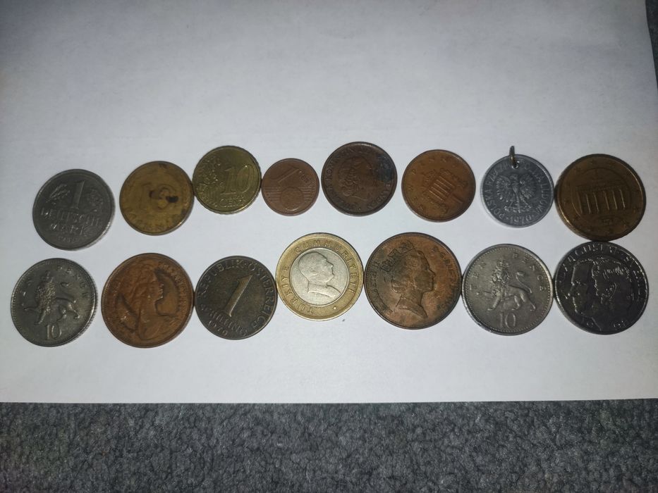 Продам старинные монеты