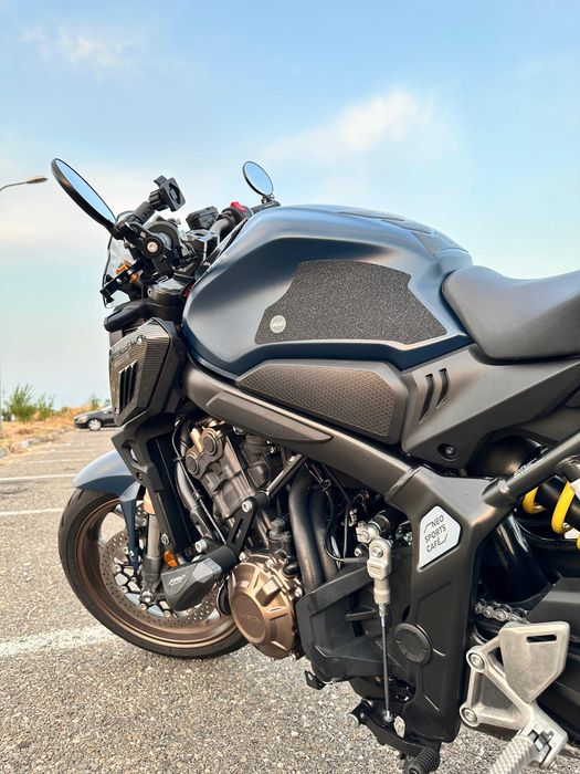 Honda CB650R 2021 | 19.000 KM | Full Accesorizată & Îngrijită