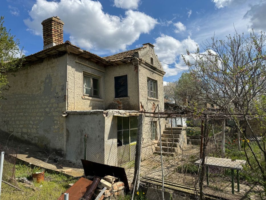 Продава се Къща в с. Брестак, Област Варна - 186 кв.м за 74 €/кв.м - Снимка #1