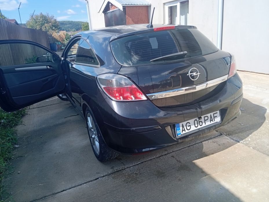 Vând Opel Astra OPC
