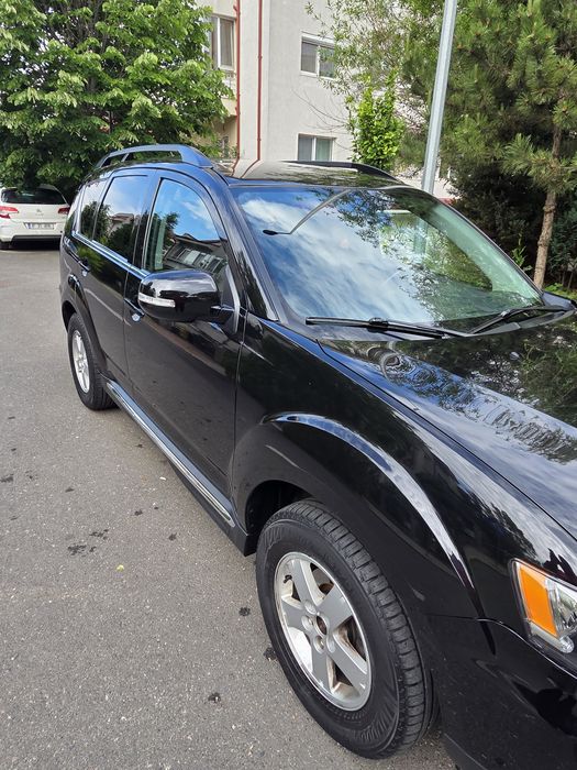 Mitsubishi Outlander Diesel 177cp 2013
