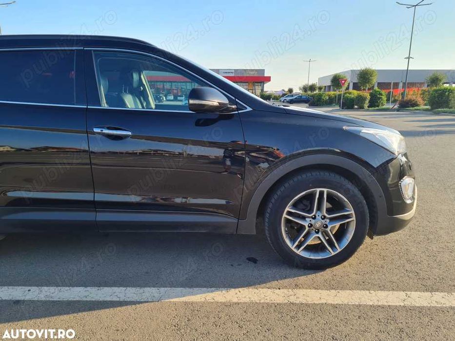 Hyundai Grand Santa Fe