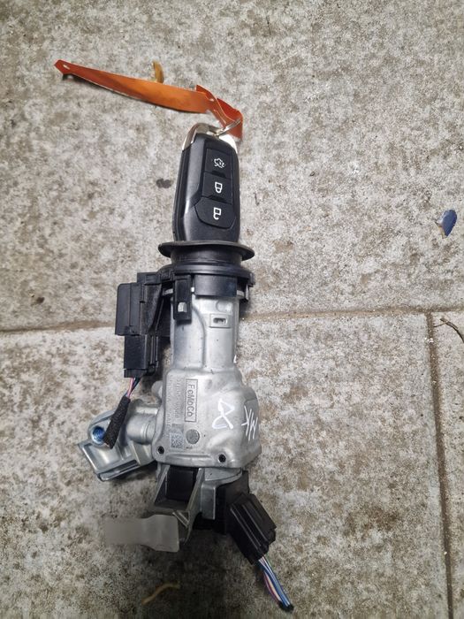 Contact cu cheie Ford Fiesta Mk8 an 2017-2022